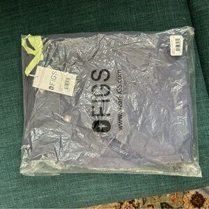 Figs Zamora joggers in grey